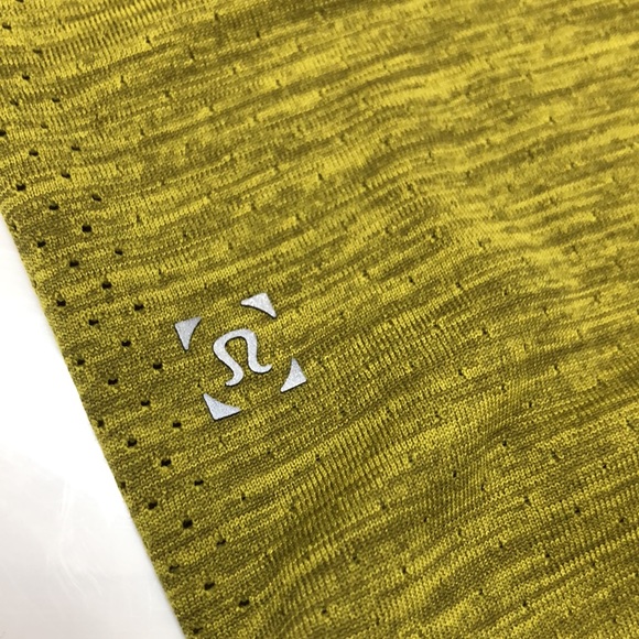 LIKE NEW! Lululemon Metal Vent Tech Surge Short Sleeve - Picture 10 of 13